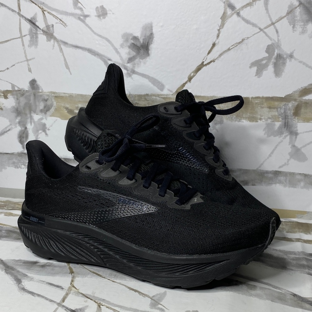 Brooks Ghost 17
